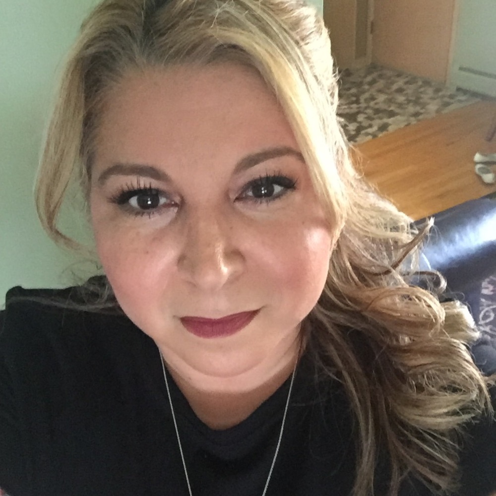 Meet your Posher, Beverly